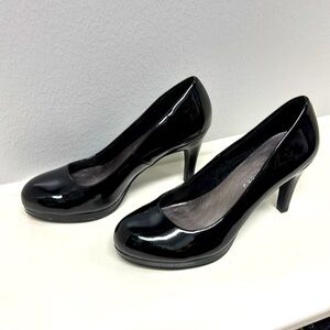 Chinese Laundry Parent Leather